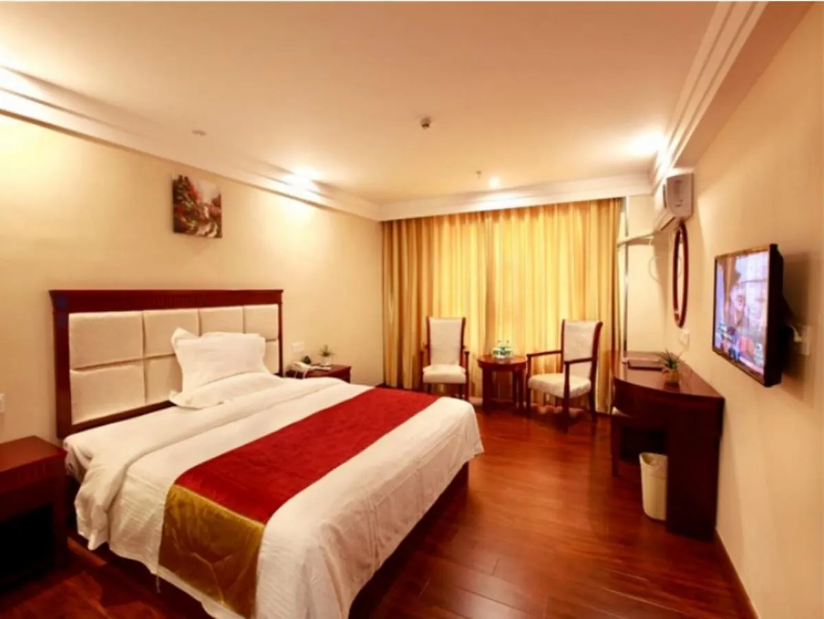 Greentree Inn Sanya Yalong Bay Yingbin Avenue Business Hotel