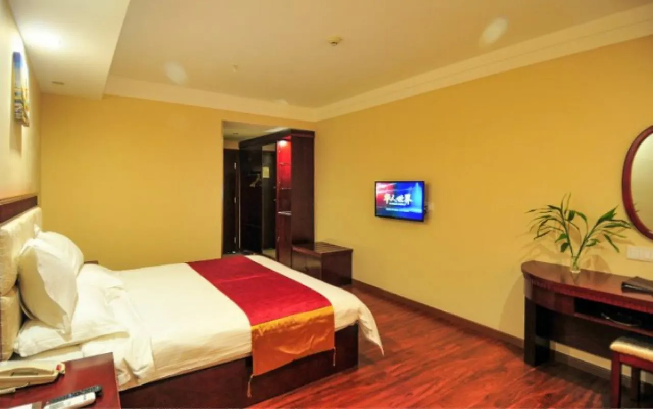 Greentree Inn Sanya Yalong Bay Yingbin Avenue Business Hotel